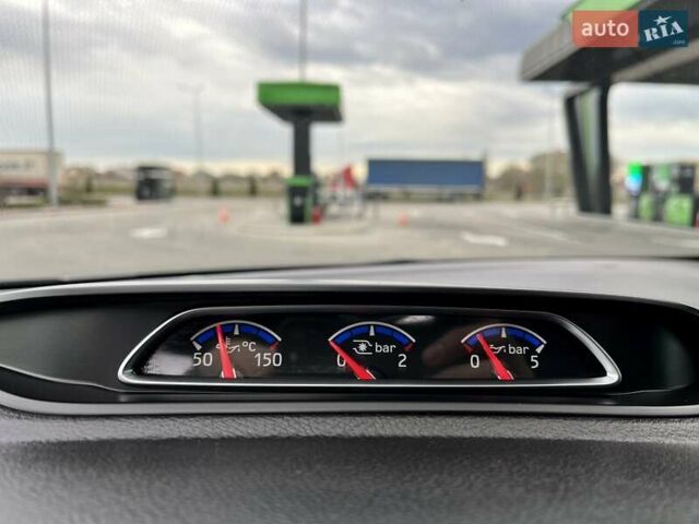 Серый Форд Фокус, объемом двигателя 2.3 л и пробегом 145 тыс. км за 25000 $, фото 15 на Automoto.ua