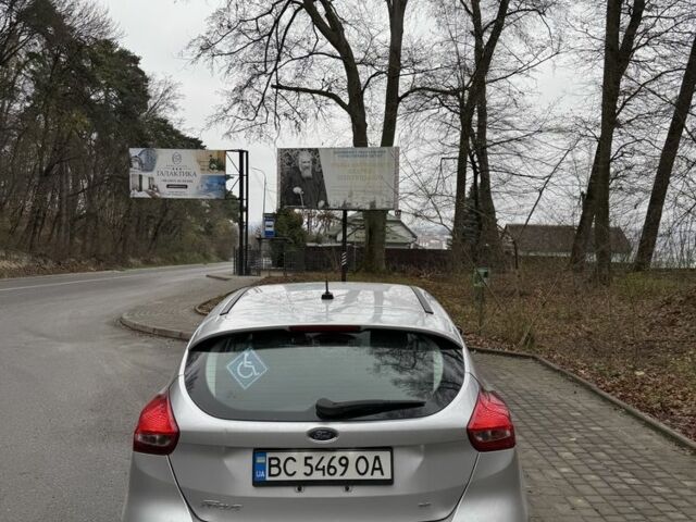 Серый Форд Фокус, объемом двигателя 2 л и пробегом 148 тыс. км за 8500 $, фото 7 на Automoto.ua