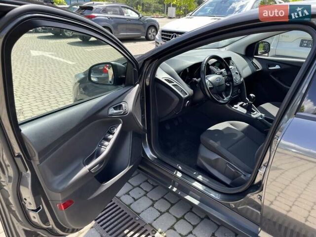 Сірий Форд Фокус, об'ємом двигуна 1.6 л та пробігом 168 тис. км за 8700 $, фото 11 на Automoto.ua