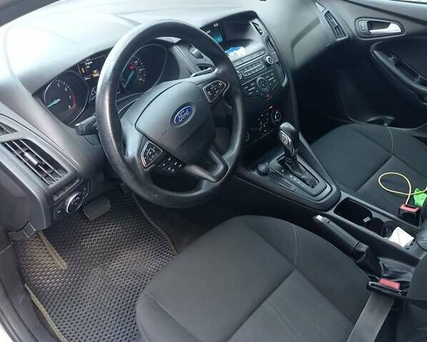 Сірий Форд Фокус, об'ємом двигуна 2 л та пробігом 200 тис. км за 7800 $, фото 2 на Automoto.ua