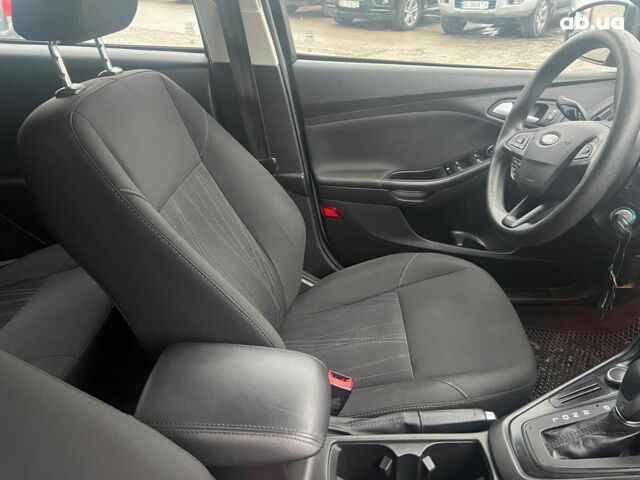 Серый Форд Фокус, объемом двигателя 2 л и пробегом 176 тыс. км за 8990 $, фото 35 на Automoto.ua