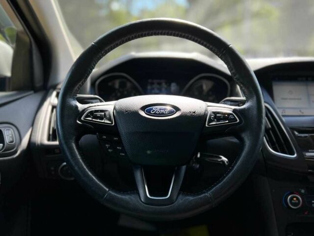 Сірий Форд Фокус, об'ємом двигуна 2 л та пробігом 105 тис. км за 9744 $, фото 9 на Automoto.ua