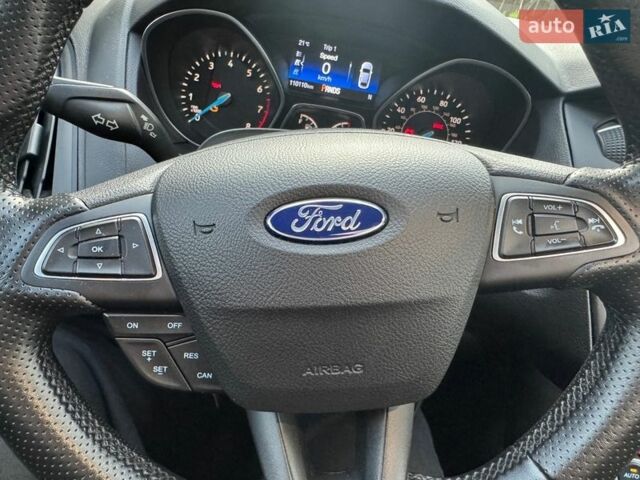 Серый Форд Фокус, объемом двигателя 2 л и пробегом 110 тыс. км за 10700 $, фото 26 на Automoto.ua