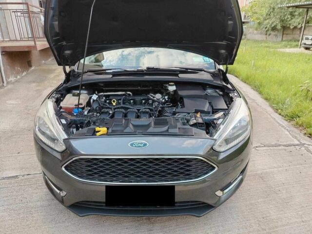Сірий Форд Фокус, об'ємом двигуна 2 л та пробігом 116 тис. км за 8000 $, фото 2 на Automoto.ua