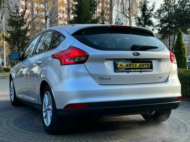 Сірий Форд Фокус, об'ємом двигуна 2 л та пробігом 175 тис. км за 8900 $, фото 4 на Automoto.ua