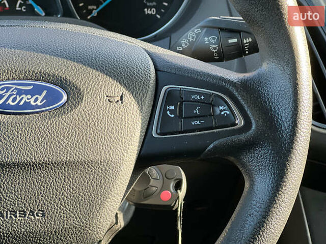 Серый Форд Фокус, объемом двигателя 2 л и пробегом 175 тыс. км за 8900 $, фото 12 на Automoto.ua