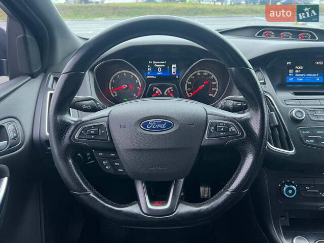 Серый Форд Фокус, объемом двигателя 2 л и пробегом 257 тыс. км за 12800 $, фото 20 на Automoto.ua