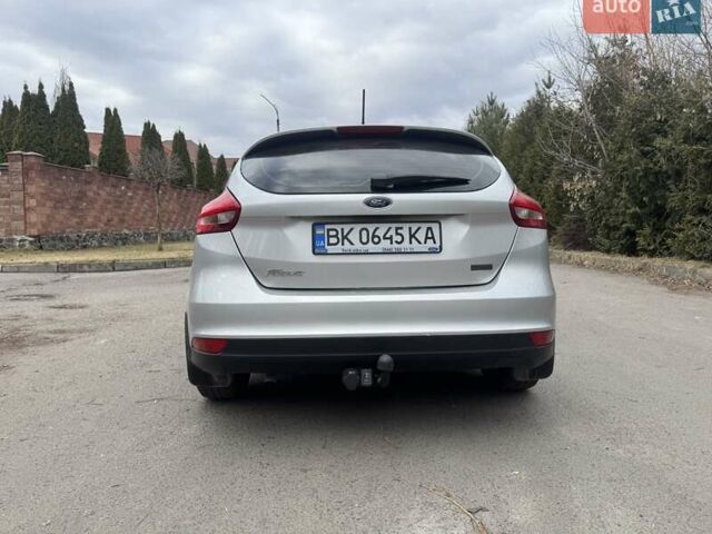Сірий Форд Фокус, об'ємом двигуна 1.6 л та пробігом 98 тис. км за 8850 $, фото 7 на Automoto.ua