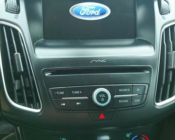 Серый Форд Фокус, объемом двигателя 0 л и пробегом 89 тыс. км за 9700 $, фото 11 на Automoto.ua