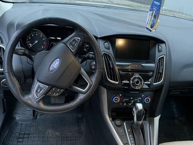 Сірий Форд Фокус, об'ємом двигуна 2 л та пробігом 131 тис. км за 9200 $, фото 10 на Automoto.ua