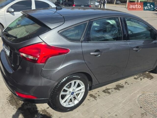 Серый Форд Фокус, объемом двигателя 2 л и пробегом 56 тыс. км за 9250 $, фото 3 на Automoto.ua