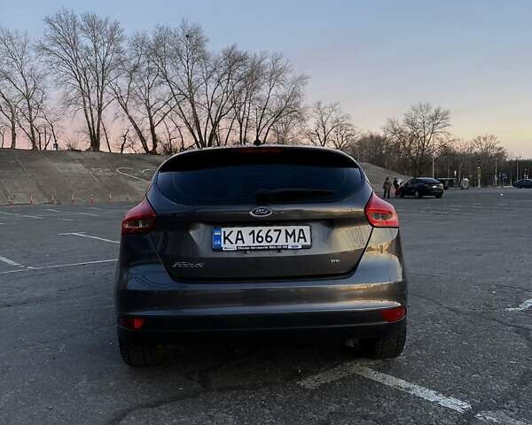 Серый Форд Фокус, объемом двигателя 2 л и пробегом 51 тыс. км за 11400 $, фото 2 на Automoto.ua