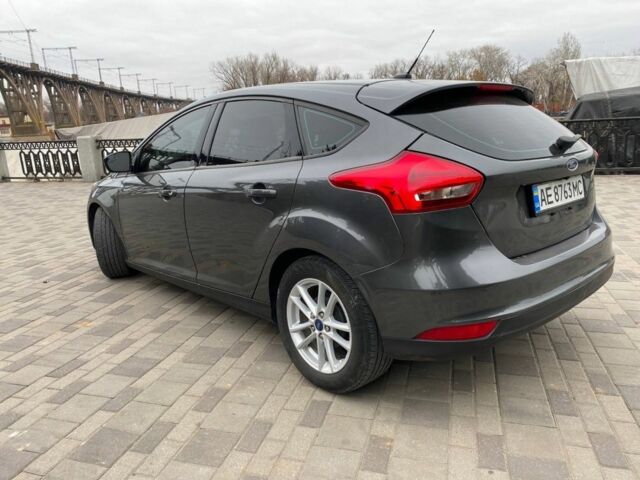 Сірий Форд Фокус, об'ємом двигуна 2 л та пробігом 147 тис. км за 9999 $, фото 7 на Automoto.ua