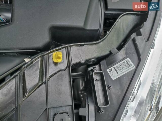 Сірий Форд Фокус, об'ємом двигуна 1.5 л та пробігом 112 тис. км за 11700 $, фото 23 на Automoto.ua