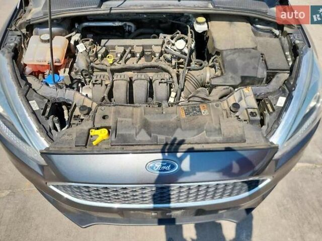 Сірий Форд Фокус, об'ємом двигуна 2 л та пробігом 84 тис. км за 1000 $, фото 9 на Automoto.ua