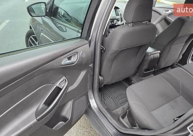 Серый Форд Фокус, объемом двигателя 2 л и пробегом 89 тыс. км за 10999 $, фото 25 на Automoto.ua