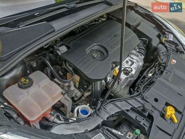 Сірий Форд Фокус, об'ємом двигуна 1.5 л та пробігом 112 тис. км за 11700 $, фото 25 на Automoto.ua