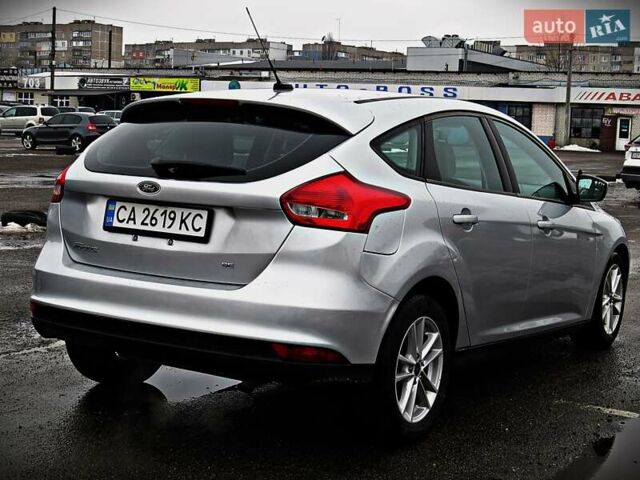 Серый Форд Фокус, объемом двигателя 2 л и пробегом 155 тыс. км за 7800 $, фото 2 на Automoto.ua