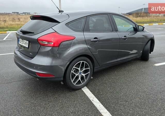 Серый Форд Фокус, объемом двигателя 2 л и пробегом 89 тыс. км за 10999 $, фото 12 на Automoto.ua