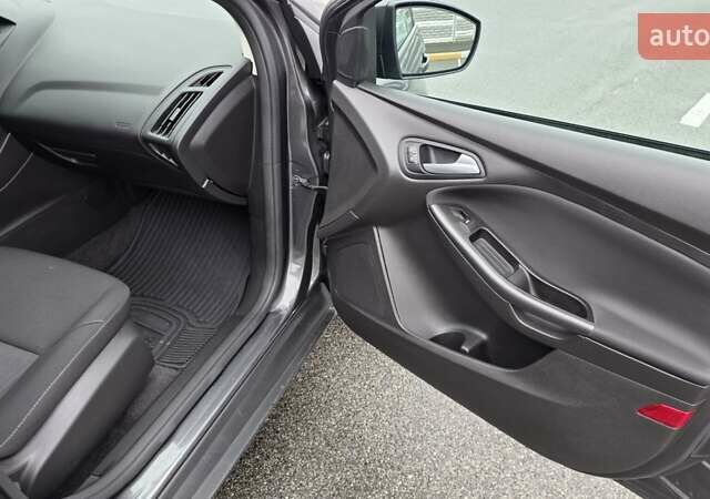 Серый Форд Фокус, объемом двигателя 2 л и пробегом 89 тыс. км за 10999 $, фото 22 на Automoto.ua