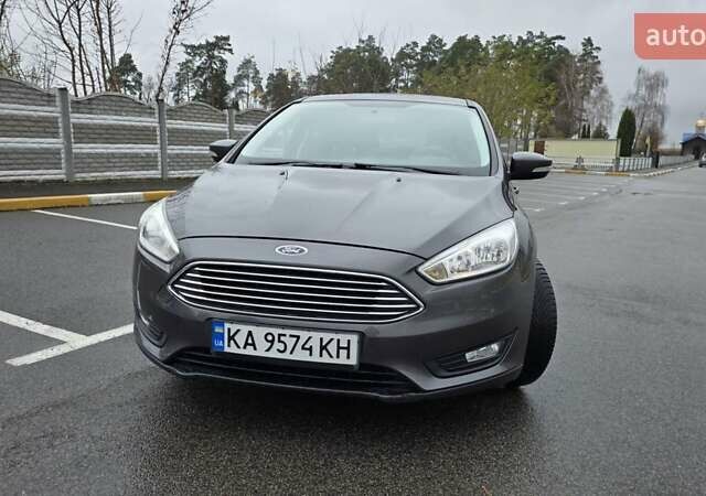 Серый Форд Фокус, объемом двигателя 2 л и пробегом 89 тыс. км за 10999 $, фото 5 на Automoto.ua