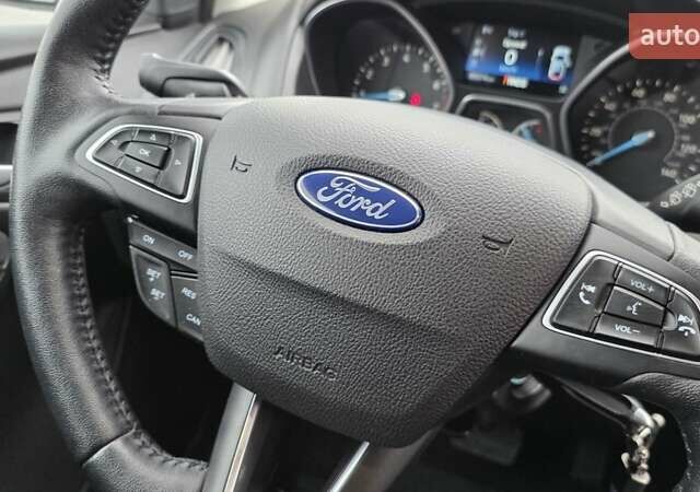 Серый Форд Фокус, объемом двигателя 2 л и пробегом 89 тыс. км за 10999 $, фото 40 на Automoto.ua
