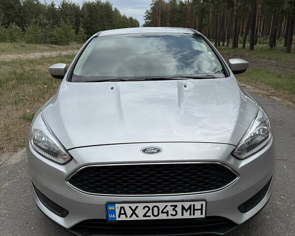 Сірий Форд Фокус, об'ємом двигуна 2 л та пробігом 121 тис. км за 8800 $, фото 5 на Automoto.ua