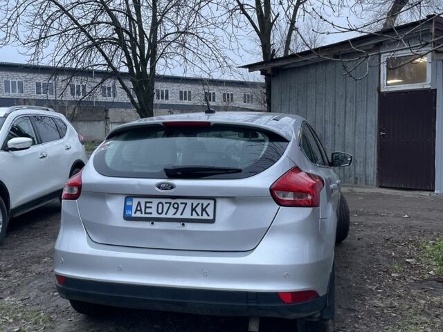 Сірий Форд Фокус, об'ємом двигуна 2 л та пробігом 131 тис. км за 9200 $, фото 3 на Automoto.ua