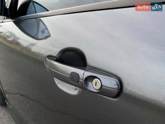Сірий Форд Фокус, об'ємом двигуна 2 л та пробігом 142 тис. км за 9900 $, фото 11 на Automoto.ua