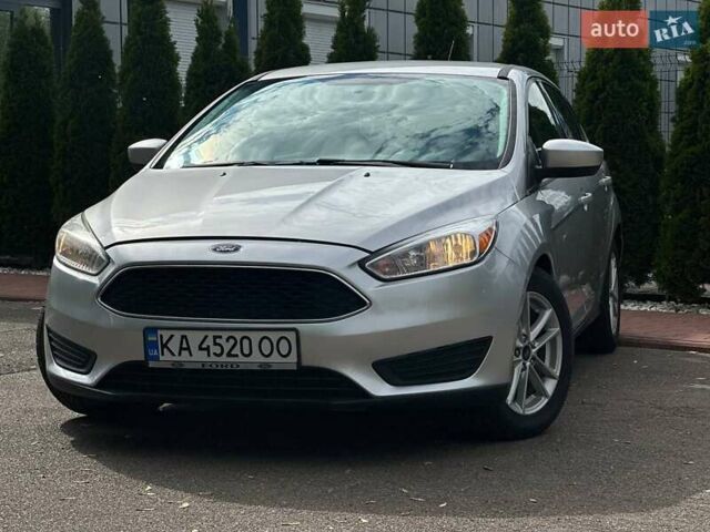Сірий Форд Фокус, об'ємом двигуна 2.01 л та пробігом 149 тис. км за 9900 $, фото 2 на Automoto.ua