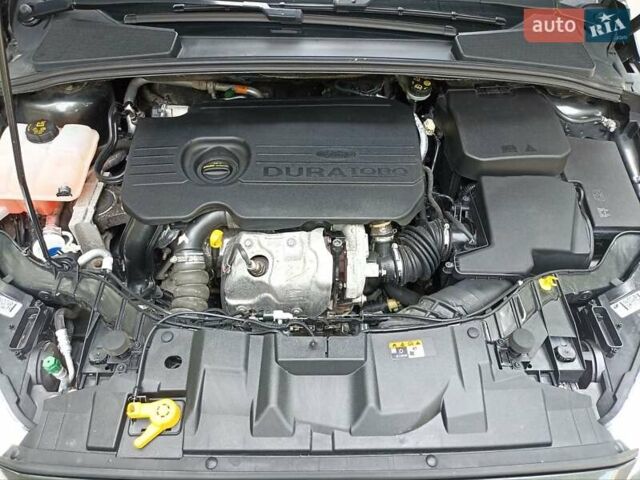 Сірий Форд Фокус, об'ємом двигуна 1.5 л та пробігом 112 тис. км за 11700 $, фото 21 на Automoto.ua