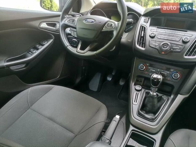 Сірий Форд Фокус, об'ємом двигуна 1.5 л та пробігом 112 тис. км за 11700 $, фото 18 на Automoto.ua