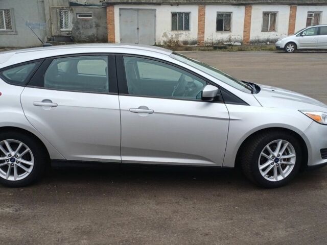 Сірий Форд Фокус, об'ємом двигуна 2 л та пробігом 113 тис. км за 8800 $, фото 2 на Automoto.ua