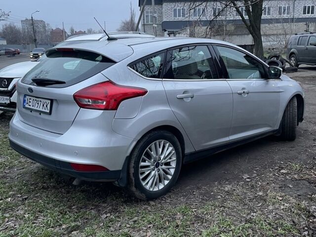 Сірий Форд Фокус, об'ємом двигуна 2 л та пробігом 131 тис. км за 9200 $, фото 2 на Automoto.ua