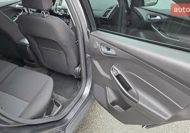 Серый Форд Фокус, объемом двигателя 2 л и пробегом 89 тыс. км за 10999 $, фото 21 на Automoto.ua