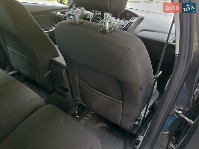 Сірий Форд Фокус, об'ємом двигуна 1.5 л та пробігом 112 тис. км за 11700 $, фото 16 на Automoto.ua