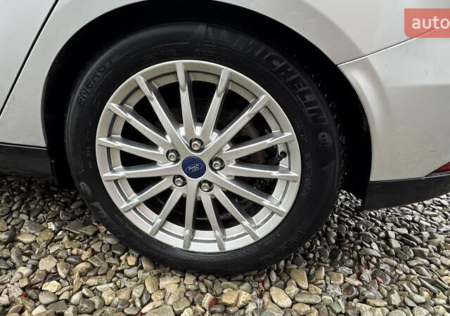 Серый Форд Фокус, объемом двигателя 0 л и пробегом 65 тыс. км за 9900 $, фото 6 на Automoto.ua