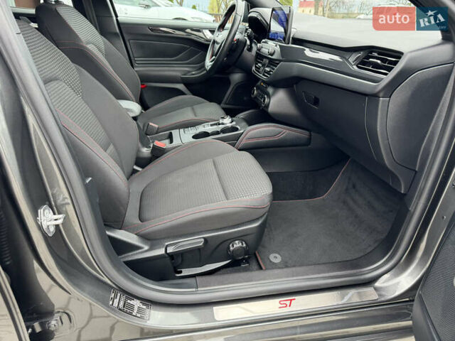 Серый Форд Фокус, объемом двигателя 2 л и пробегом 215 тыс. км за 16034 $, фото 51 на Automoto.ua