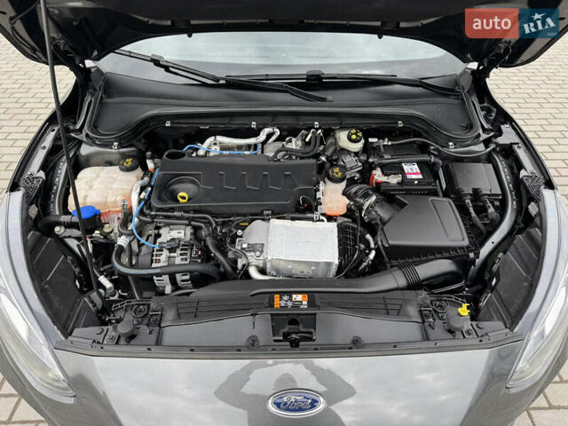 Серый Форд Фокус, объемом двигателя 2 л и пробегом 215 тыс. км за 16034 $, фото 57 на Automoto.ua