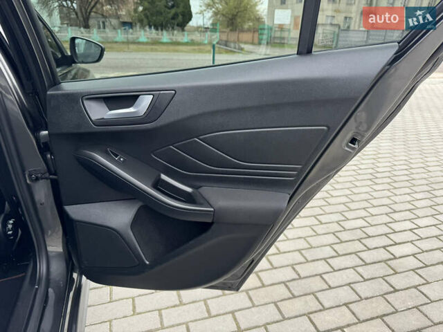 Серый Форд Фокус, объемом двигателя 2 л и пробегом 215 тыс. км за 16034 $, фото 46 на Automoto.ua