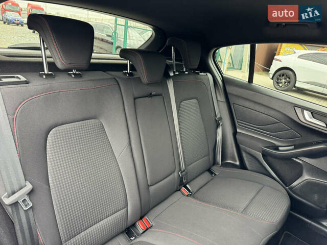 Серый Форд Фокус, объемом двигателя 2 л и пробегом 215 тыс. км за 16034 $, фото 49 на Automoto.ua