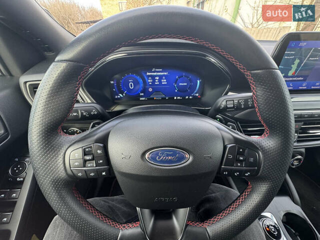 Серый Форд Фокус, объемом двигателя 2 л и пробегом 215 тыс. км за 16950 $, фото 13 на Automoto.ua