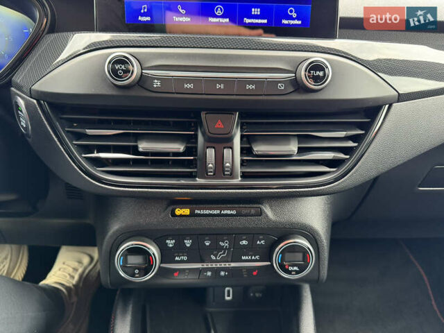 Серый Форд Фокус, объемом двигателя 2 л и пробегом 215 тыс. км за 16034 $, фото 33 на Automoto.ua