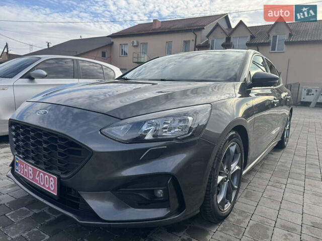 Серый Форд Фокус, объемом двигателя 2 л и пробегом 215 тыс. км за 16950 $, фото 11 на Automoto.ua
