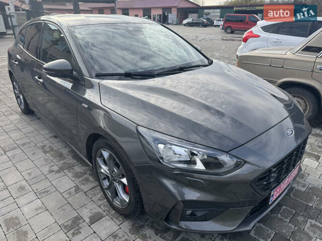 Серый Форд Фокус, объемом двигателя 2 л и пробегом 215 тыс. км за 16950 $, фото 3 на Automoto.ua