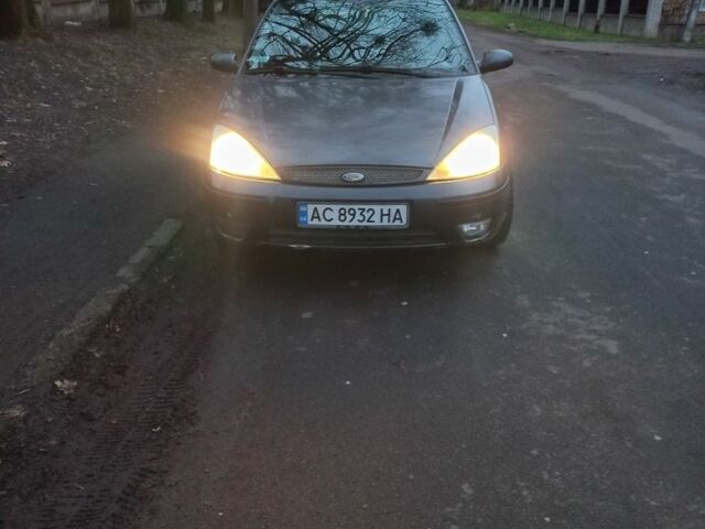 Серый Форд Фокус, объемом двигателя 1.8 л и пробегом 214 тыс. км за 2300 $, фото 7 на Automoto.ua