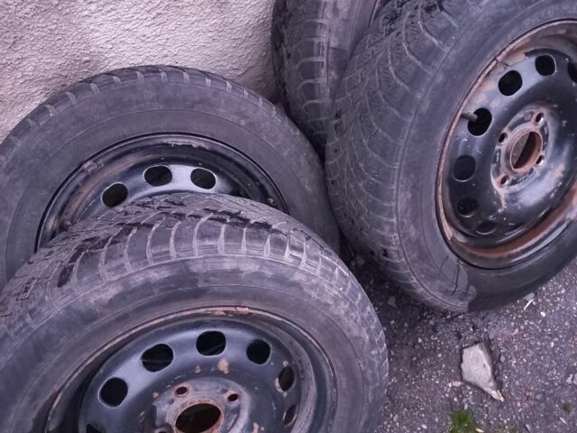 Серый Форд Фокус, объемом двигателя 1.8 л и пробегом 214 тыс. км за 2300 $, фото 13 на Automoto.ua