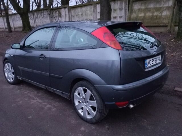 Серый Форд Фокус, объемом двигателя 1.8 л и пробегом 214 тыс. км за 2300 $, фото 4 на Automoto.ua