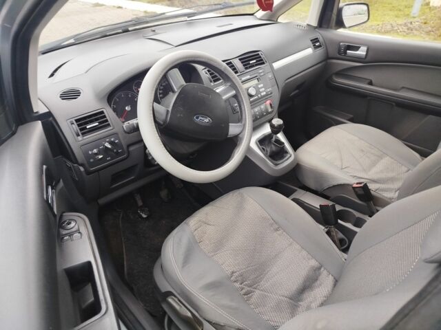 Серый Форд Фокус, объемом двигателя 1.6 л и пробегом 217 тыс. км за 3350 $, фото 6 на Automoto.ua