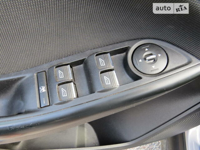 Сірий Форд Фокус, об'ємом двигуна 1 л та пробігом 124 тис. км за 7300 $, фото 22 на Automoto.ua